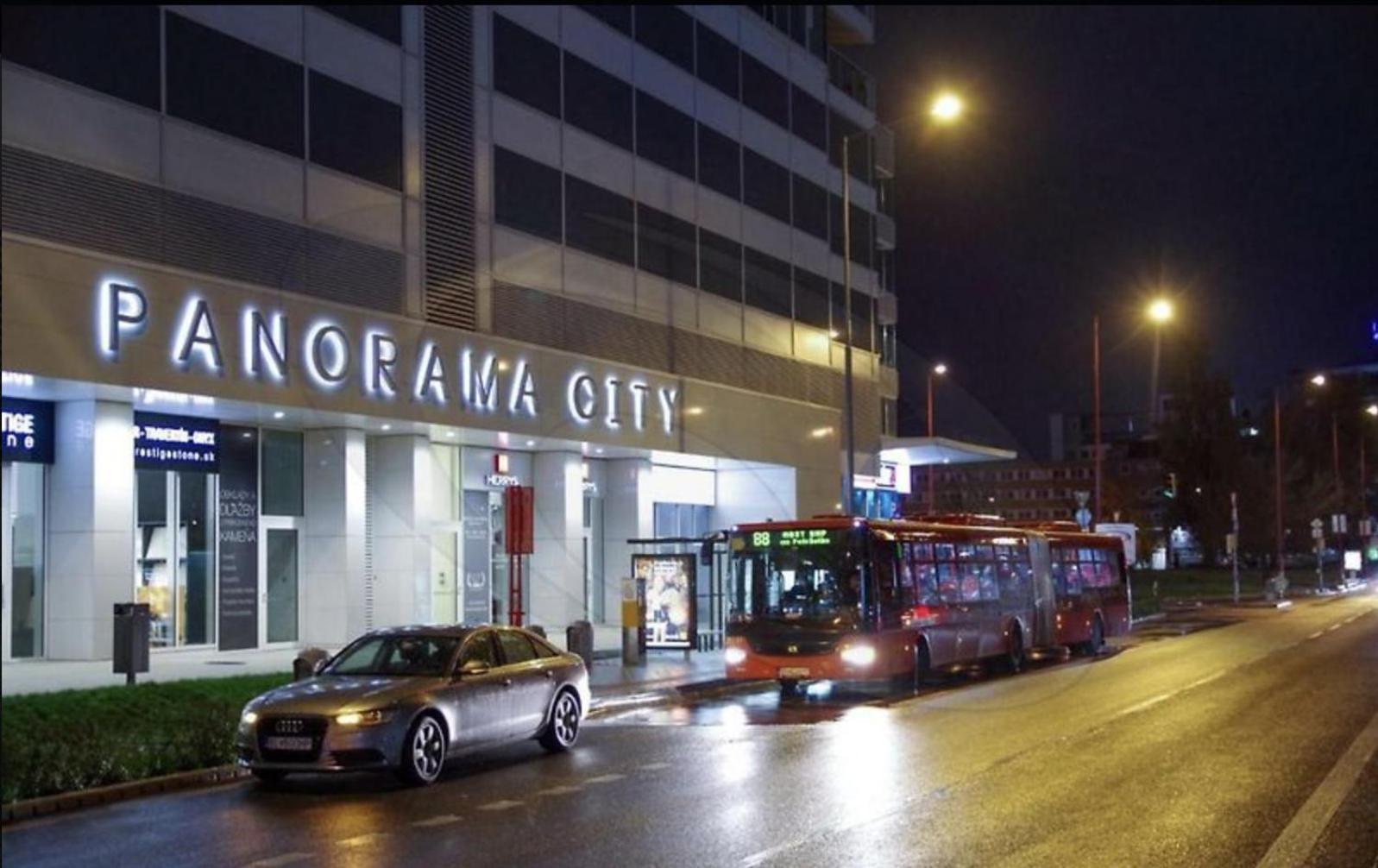 Magna Vita Apartment บราติสลาวา ภายนอก รูปภาพ